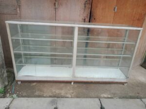 Jual Etalase Kaca Gorontalo – KacaTempered.co.id