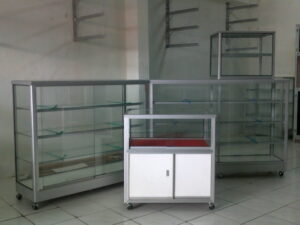 Jual Etalase Kaca Semarang – KacaTempered.co.id